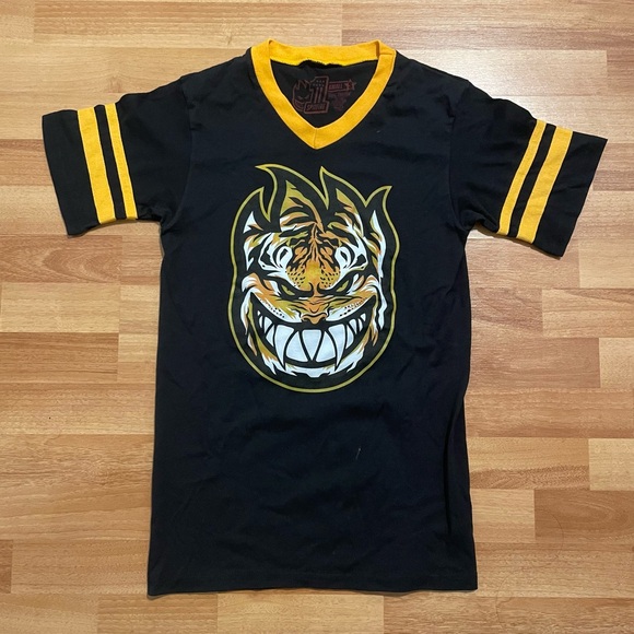 Limited Edition Spitfire Skateboarding Tshirt BRAND NEW - Picture 1 of 3